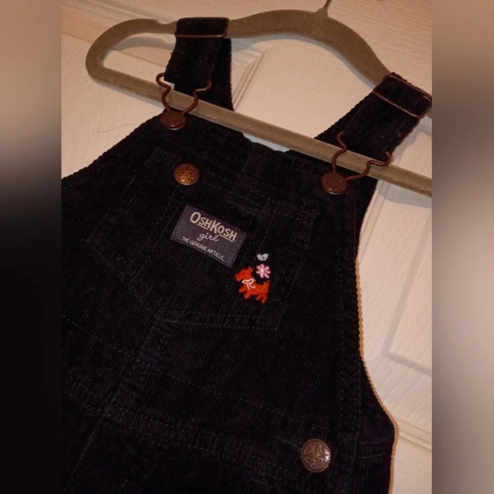 OshKosh B'gosh Toddler Girl Black Corduroy Overalls Size 18 Months